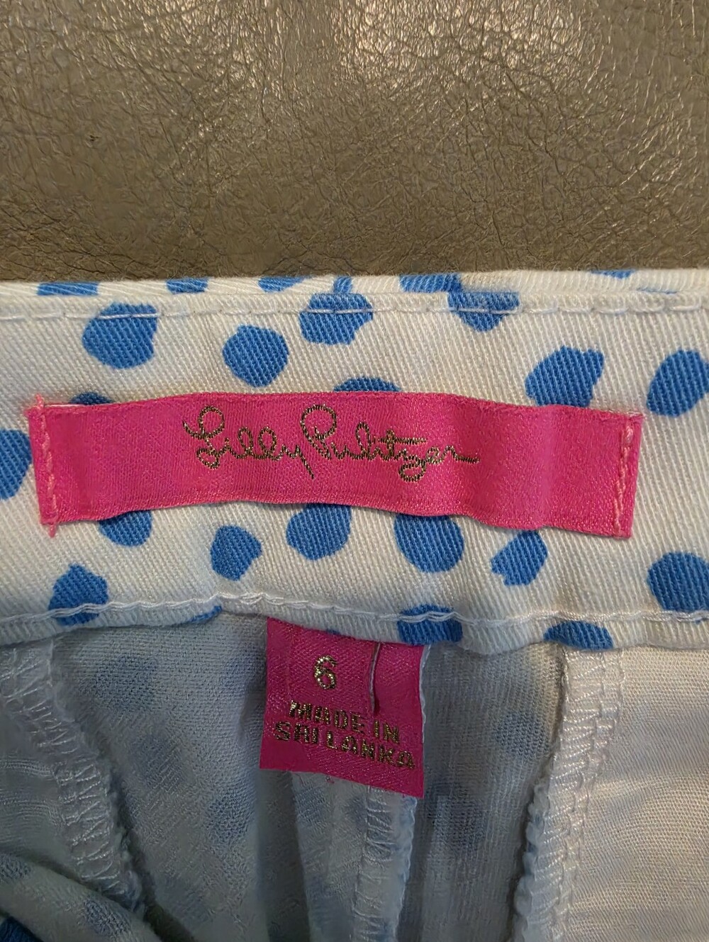 Lilly Pulitzer White Shorts with Blue Spot Print and Pink Label
